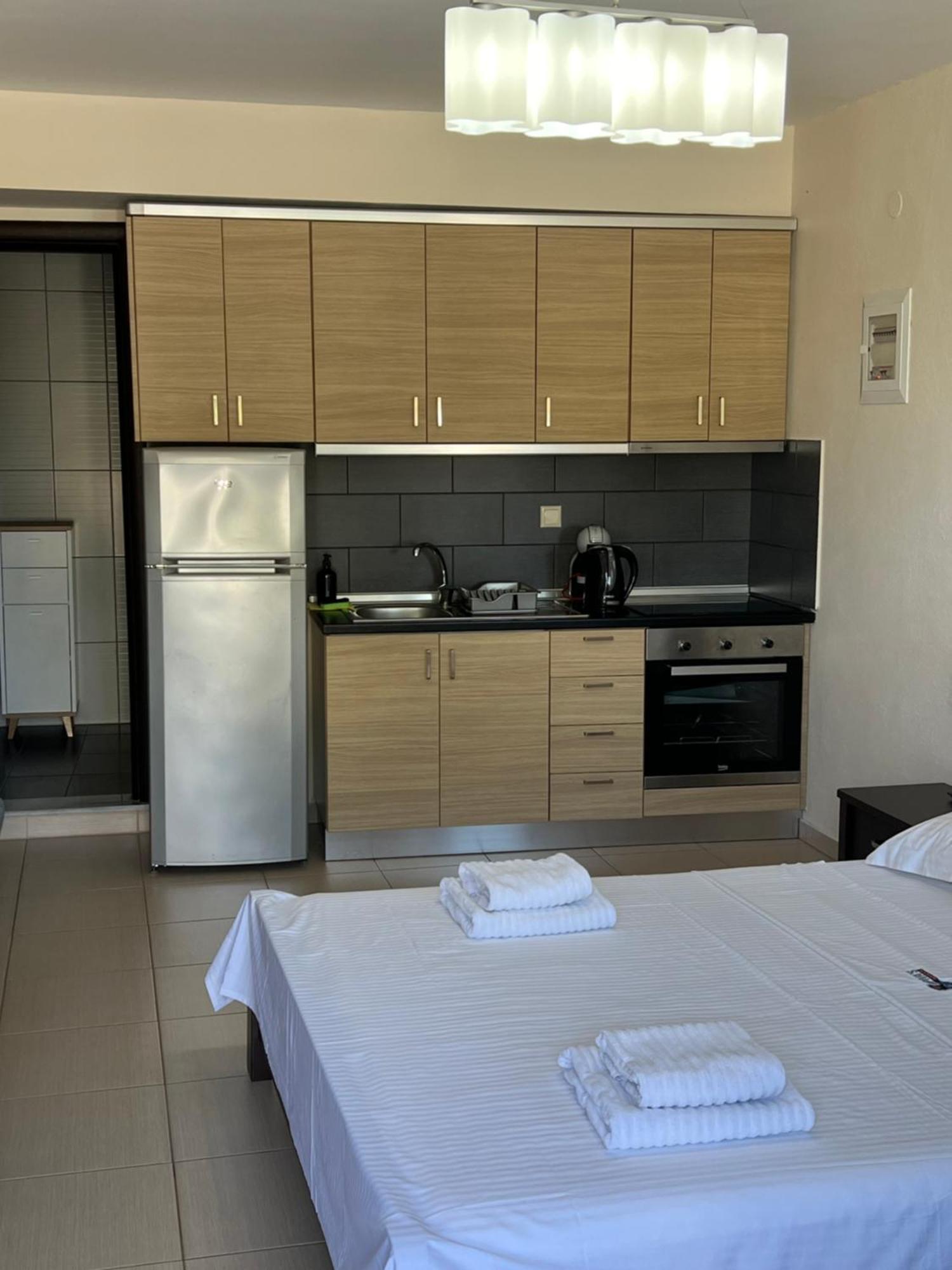 Bivas Apartments タソス エクステリア 写真