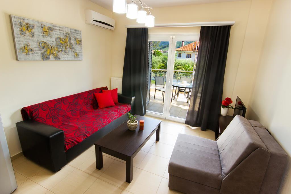 Bivas Apartments タソス エクステリア 写真